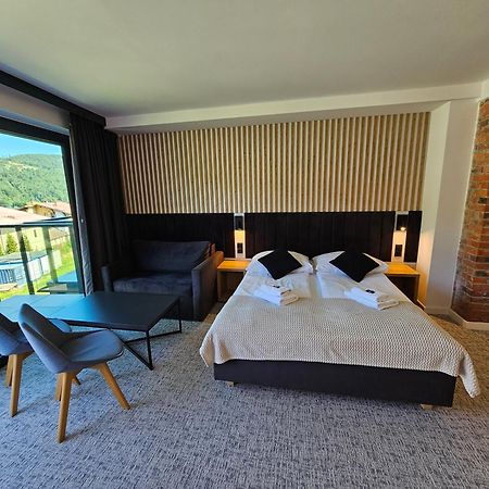 Sniezynka Bed & Breakfast Щирк Екстериор снимка