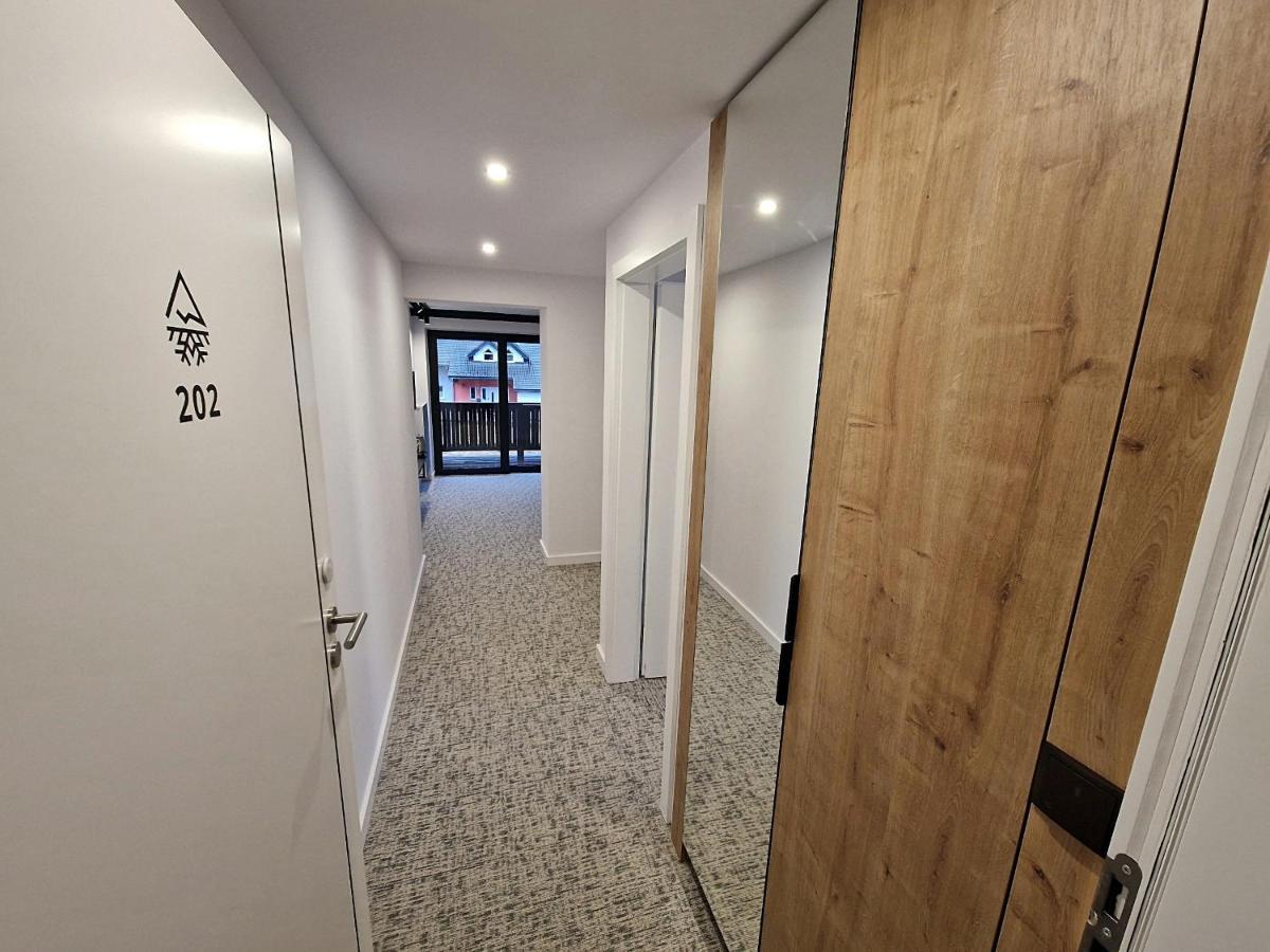 Sniezynka Bed & Breakfast Щирк Екстериор снимка